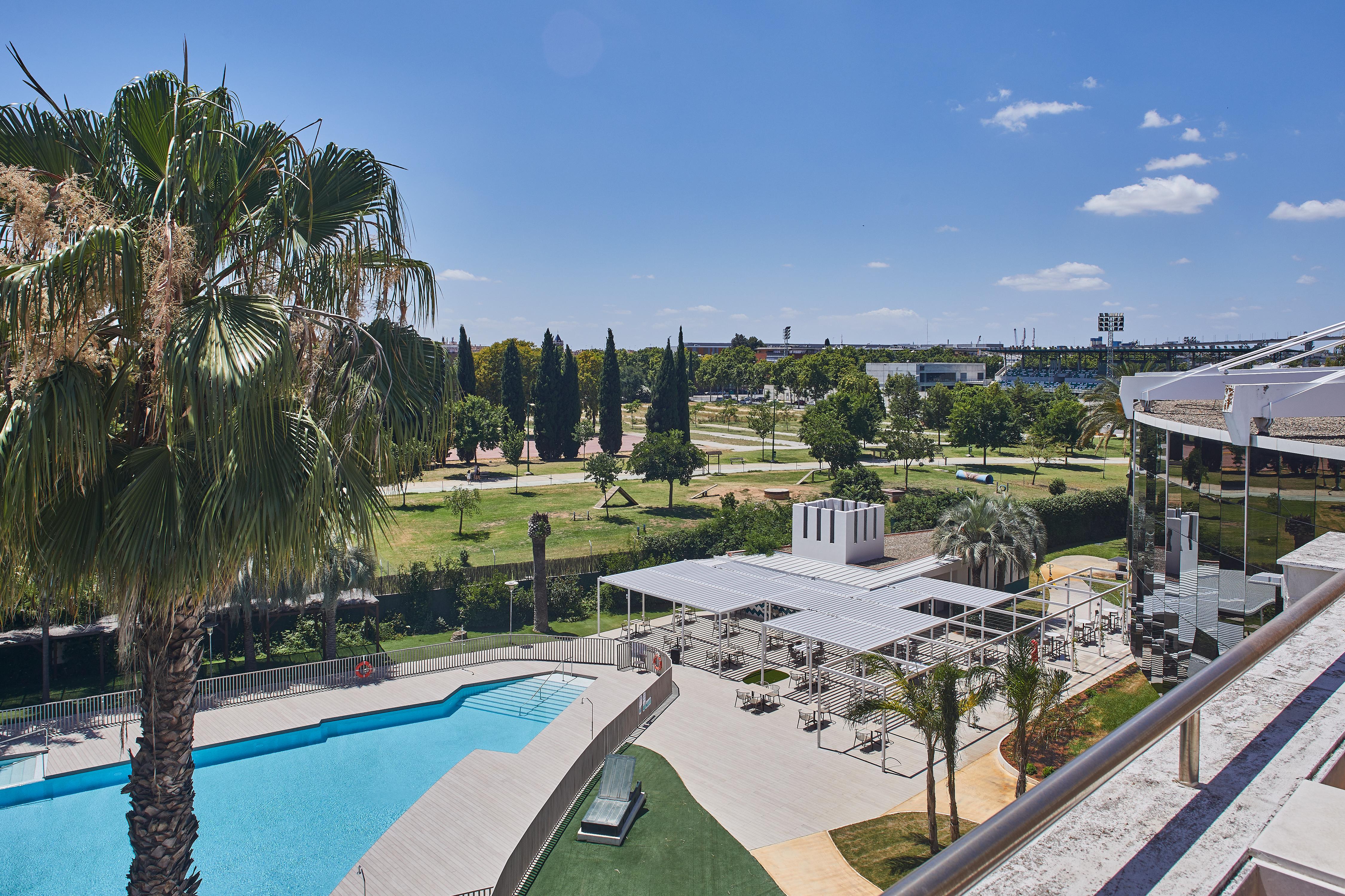 Silken Al-Andalus Palace Sevilla Exterior foto The park